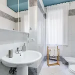 Bdc - The Vatican Domus Apartman